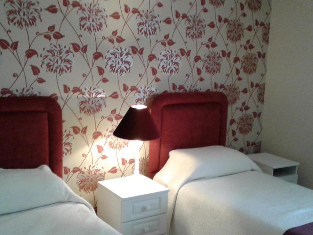 Clancys Of Glenfarne Hotel Ngoại thất bức ảnh